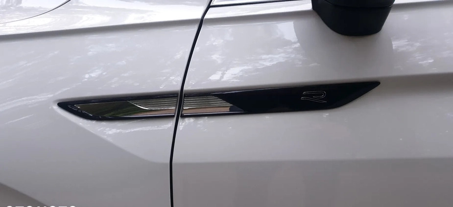 Volkswagen Tiguan cena 179000 przebieg: 63800, rok produkcji 2021 z Łaskarzew małe 529